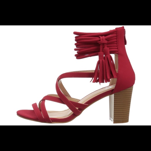Red Tassel Strapy Chunky Heels Sandals 8.5M NWB - Picture 3 of 5